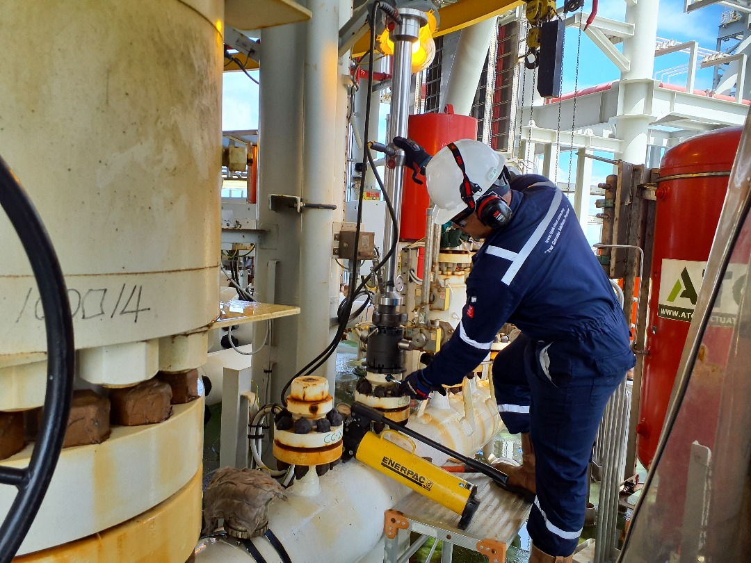 Retrieval of polymer coupon for Petronas